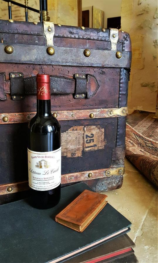 Chateau Le Truch Montussan Bagian luar foto