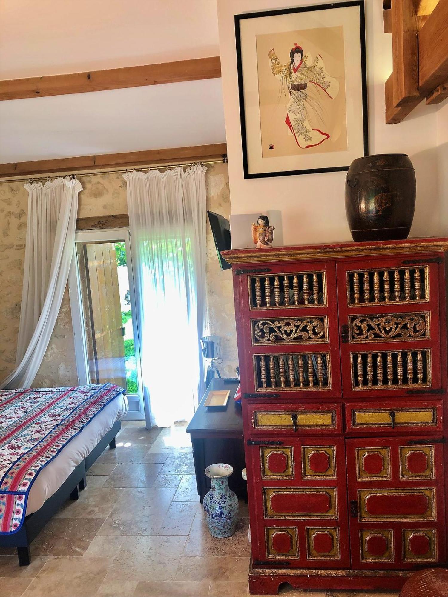 Chateau Le Truch Montussan Bagian luar foto