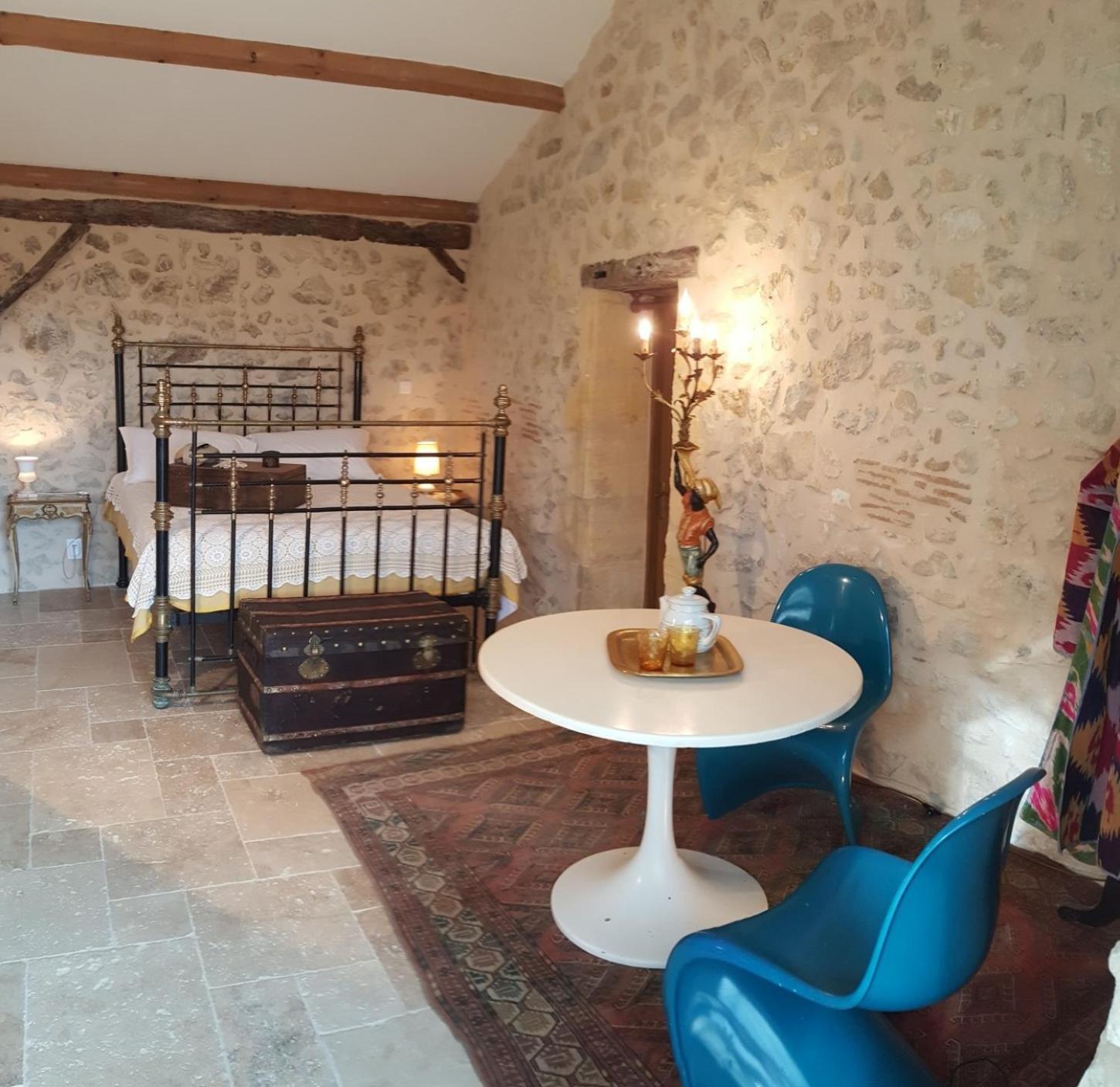Chateau Le Truch Montussan Ruang foto